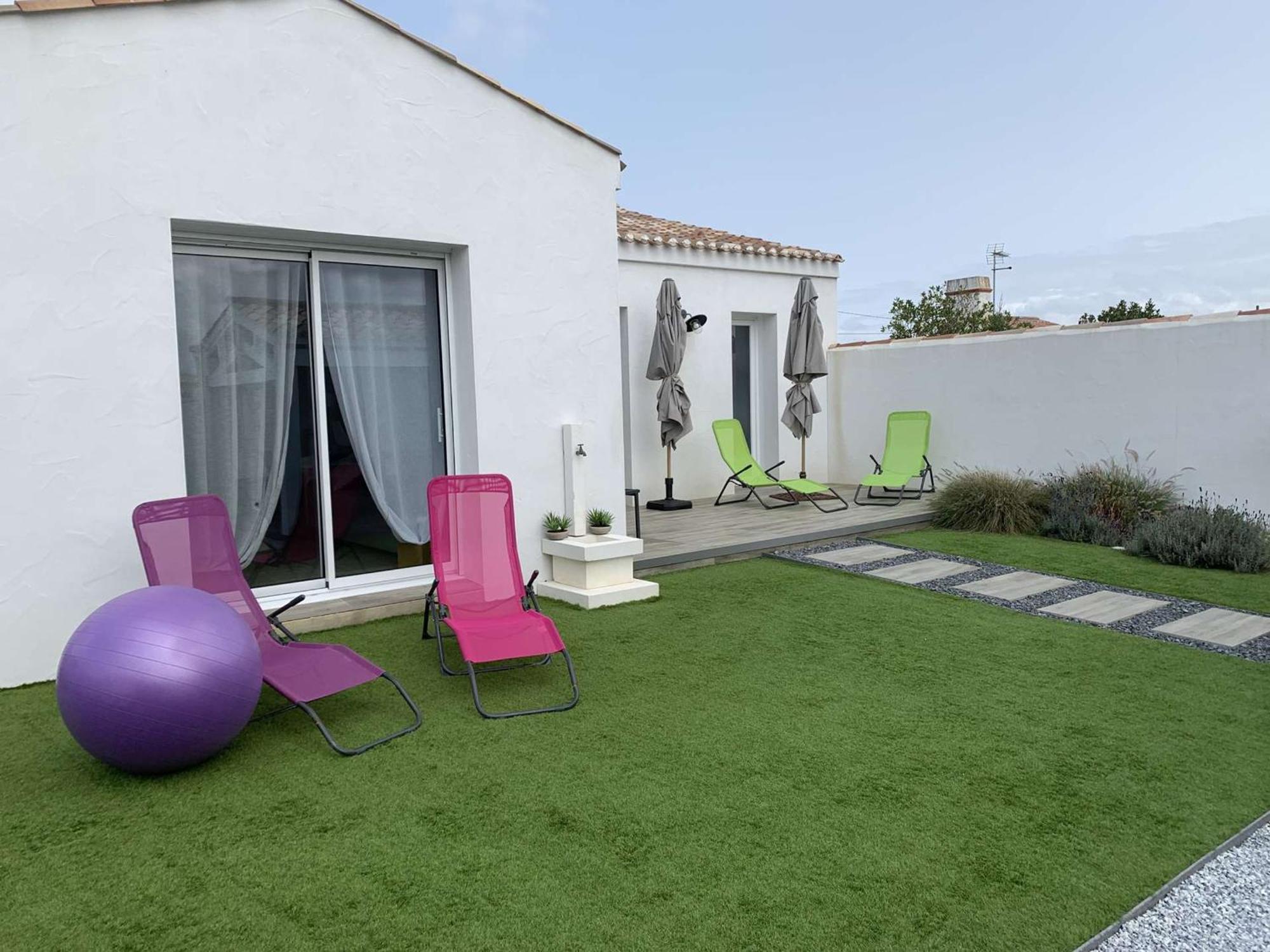 Vakantiehuis Maison De Avec Jardin Clos, A Proximite De La De Barbatre, 6 Couchages - Fr-1-224b-227 Barbâtre